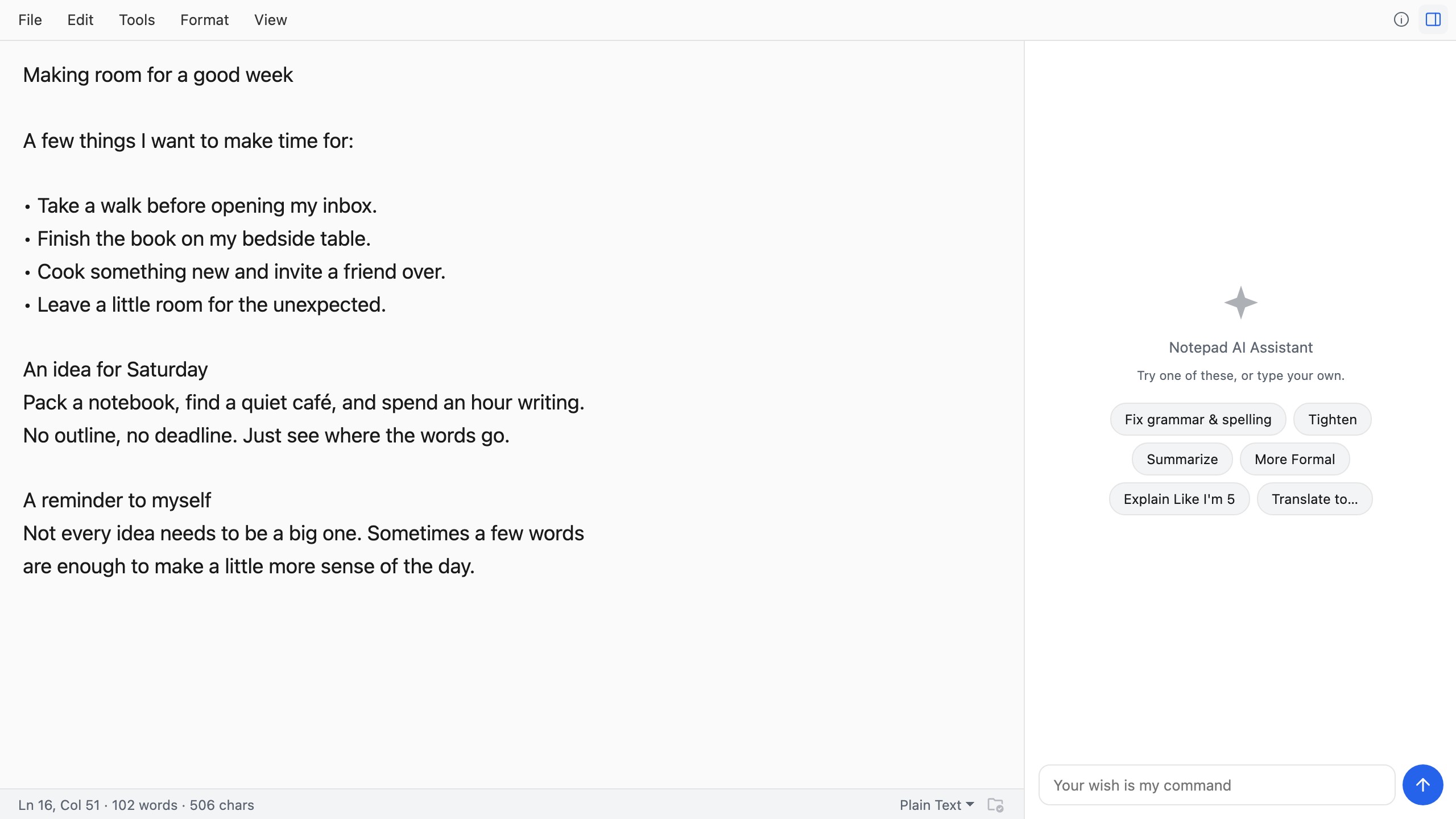 Notepad showing a personal weekly plan in the plain-text editor, with its AI writing assistant alongside